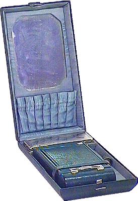 Vanity Ensemble (green)