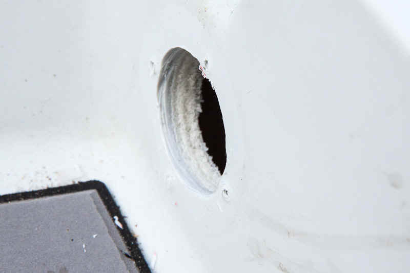 Rod tube hole